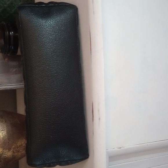 Kate Spade Purse - Picture 3 of 7